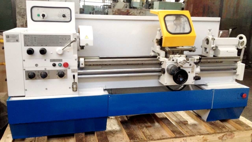 Универсальный токарный станок повышенной точности Samat 400 MV
