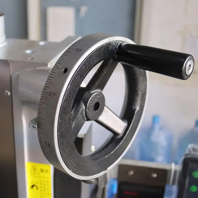 Прецизионный плоскошлифовальный станок Partner GD-618S 