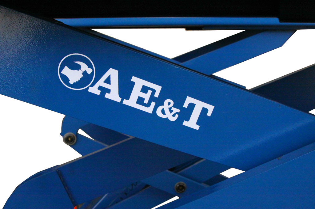 Подъемник ножничный F6105 AE&T (220В)