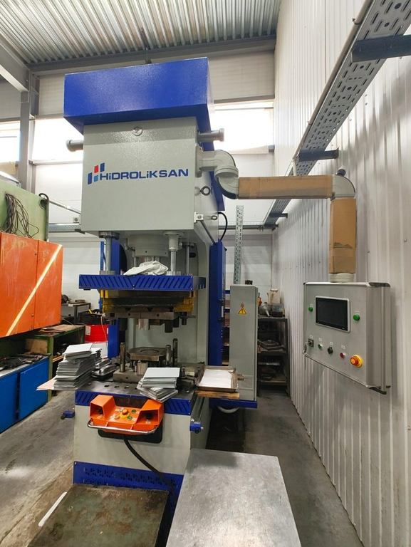 Гидравлический штамповочный пресс HIDROLIKSAN серии CFDD