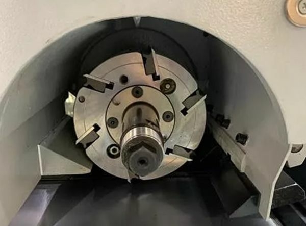 Четырехсторонние продольно-фрезерные станки JANGJA серии AM