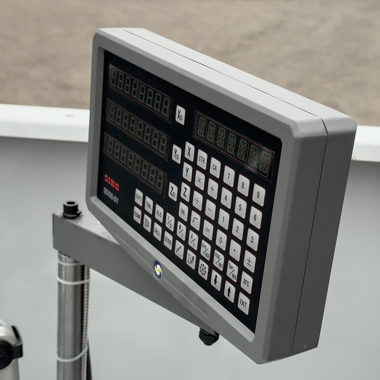 Универсальный токарный станок Proma SPV-1500/500