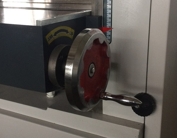 Рейсмусовый станок со спиральным валом и электроподъемом стола EcoWood МВ 108WМ