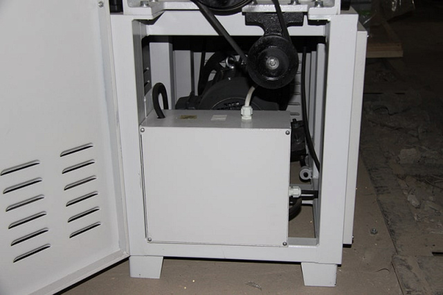 Рейсмусовый станок со спиральным валом и электроподъемом стола EcoWood МВ 108WМ