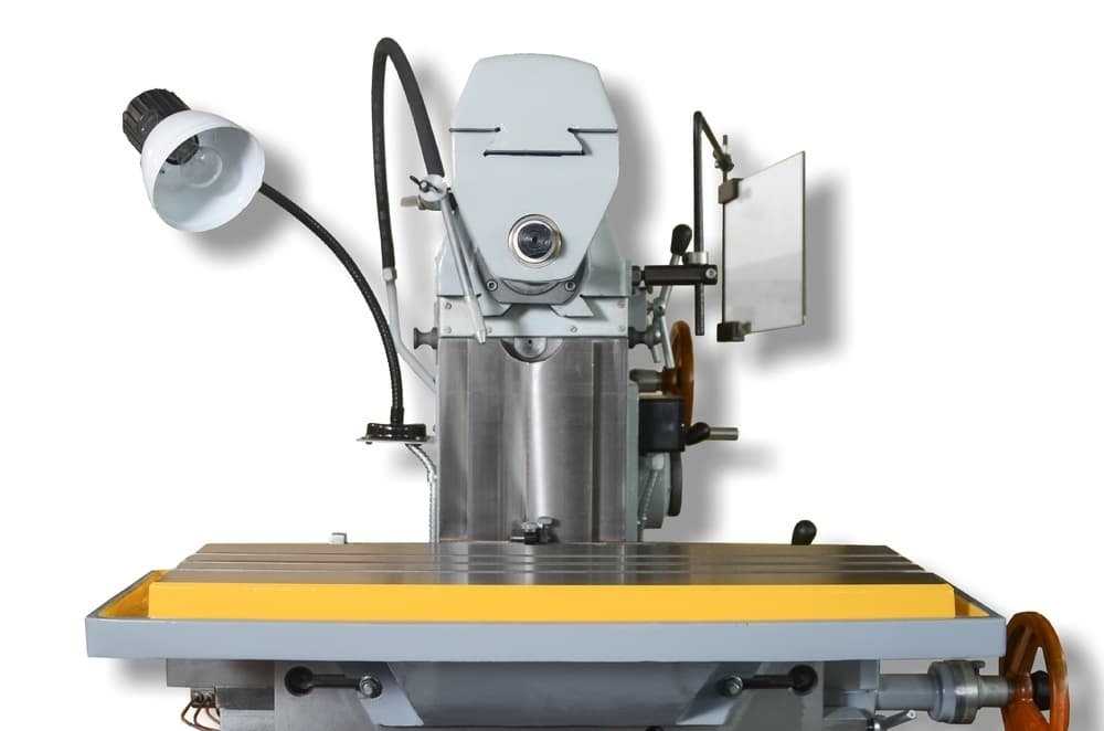 Широкоуниверсальный фрезерный станок СФ-676-01