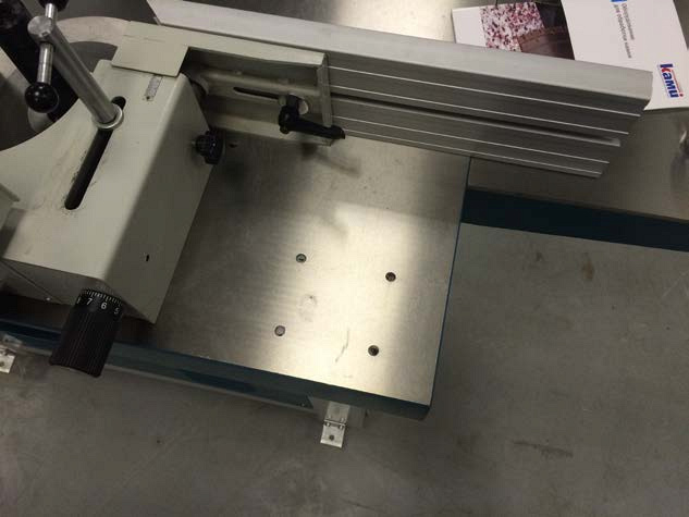 Фрезерный станок с удлинениями столов EcoWood Т 120 TPL