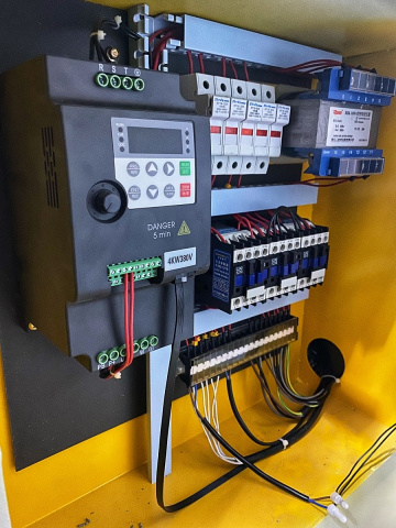 Станок для профилирования и заточки профильных и плоских ножей IRONMAC 330