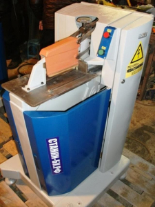 СТБ-002 Торцовочный станок б/у (пневматика, нижний подъем пилы)