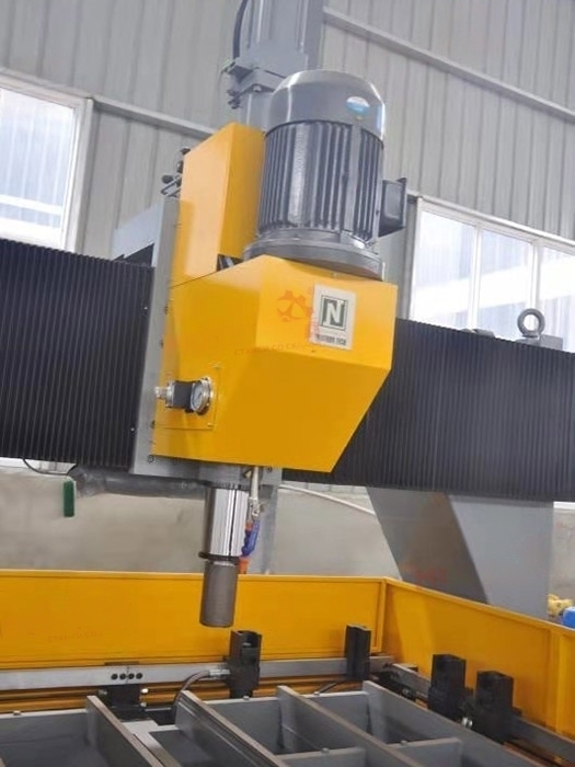 Сверлильный станок PLD2016 с ЧПУ