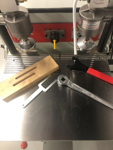 Сверлильно-пазовальный автоматический станок QUADRO MS3112