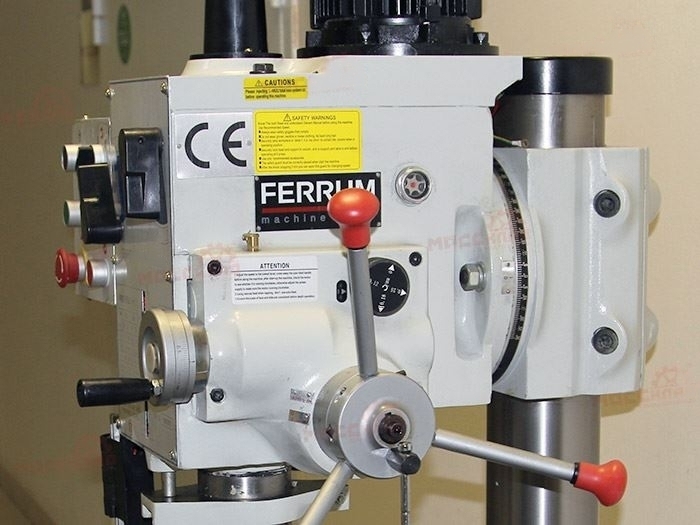 Настольный сверлильный станок ZS-40B с автоподачей