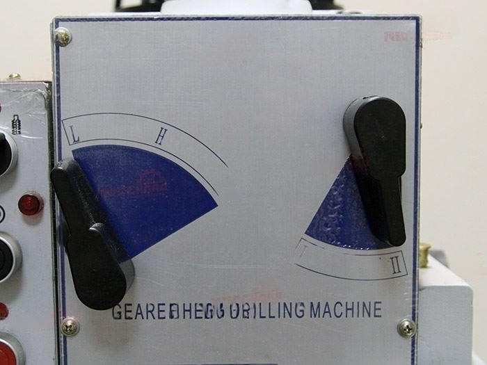 Настольный сверлильный станок ZS-40B с автоподачей