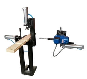 Сверлильный узел с пневмоподачей