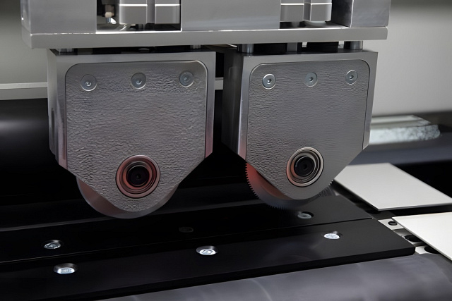 Автоматический рилевочно-резательный станок Intelpack 6-2000 для производства картонных коробок