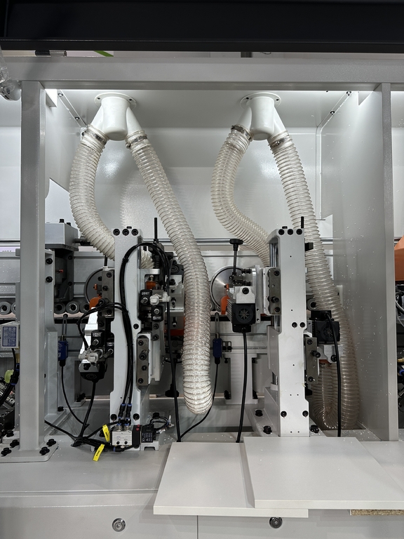 Кромкооблицовочный автоматический станок HOLD HD621JPKQSC