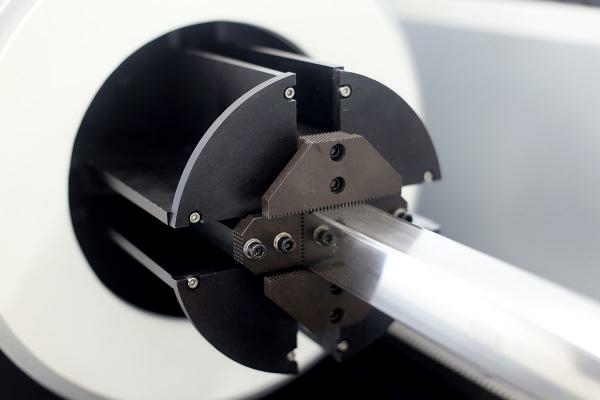 Автоматический станок лазерной резки труб Bodor T230-1000W IPG