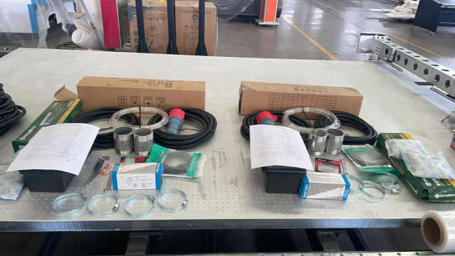 Многофункциональный планшетно-режущий плоттер Filato DIGICUT 1610 BF