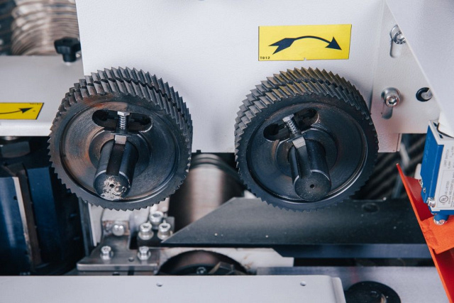 Четырехсторонний продольно-фрезерный станок OSTERMANN 180S