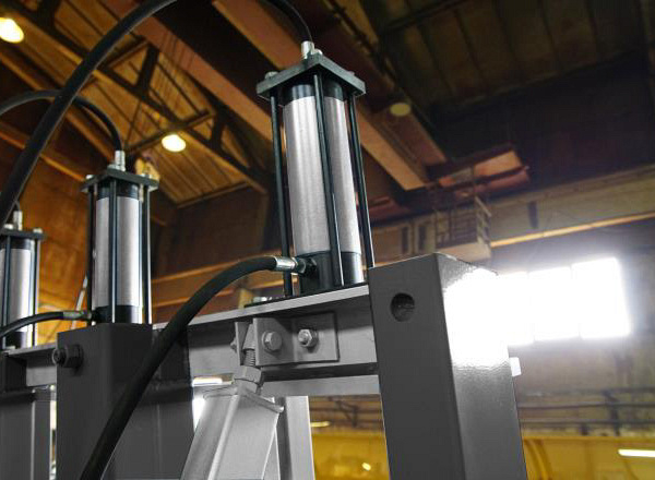 Пресс гидравлический для бруса IRONMAC Press 200/4 ,5 HM