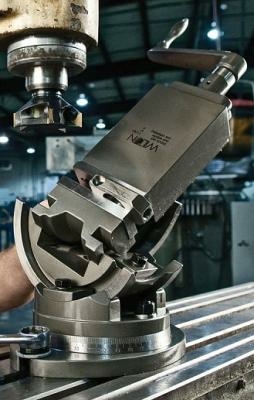 Тиски станочные 3-х осевые, прецизионные TLT/SP-50