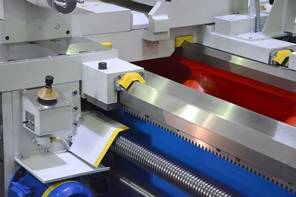 Универсальный токарный станок 1Н65-5/1500, 1М65/1500