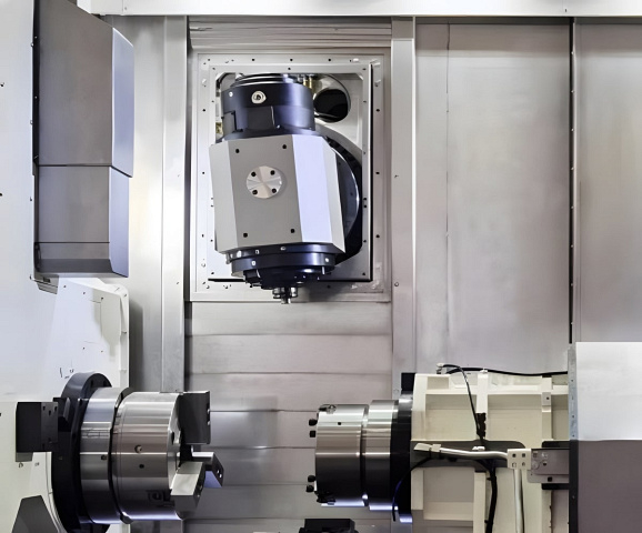 Токарно-фрезерный обрабатывающий центр с противошпинделем и осью B SPECTR ULTRATURN UT-700S