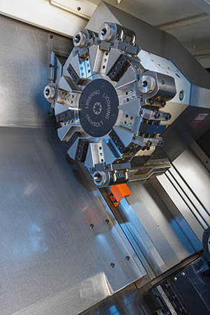 Токарный станок с наклонной станиной KTL65/1500 (NL635SC)