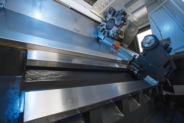 Токарный станок с наклонной станиной KTL65/1500 (NL635SC)