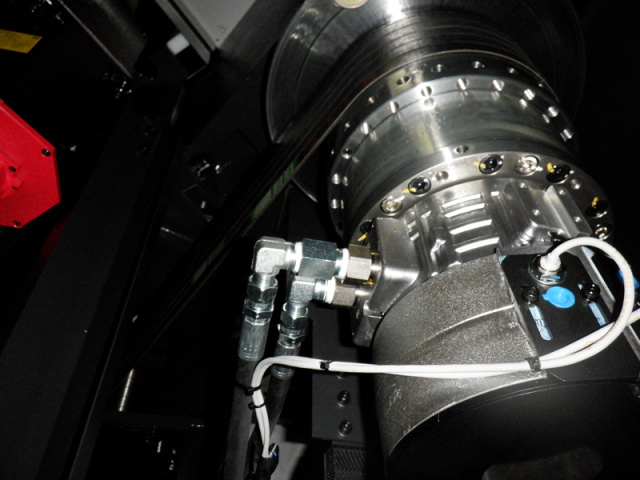 Токарный центр SKM NL 3000B