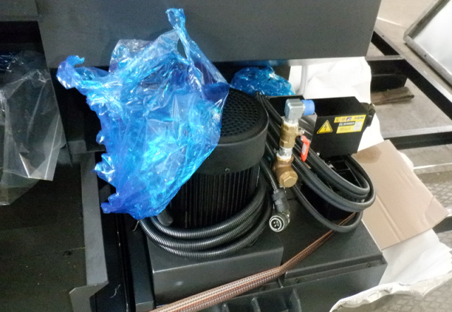 Токарный центр SKM NL 3000B