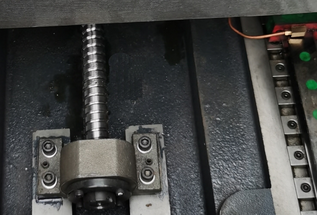 Вертикальный обрабатывающий центр с ЧПУ MetalTec TOPMILL 850S