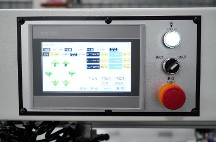 Торцевой сверлильно-присадочный станок с ЧПУ JIYU CS550-2D-3