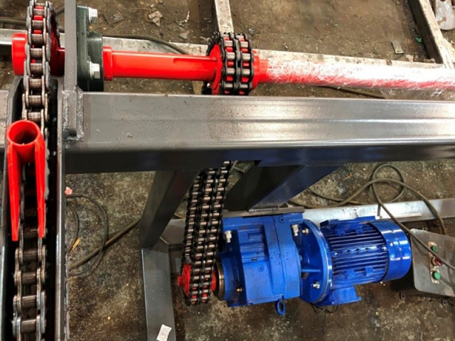 Торцовочный станок KRAFTER LT-20