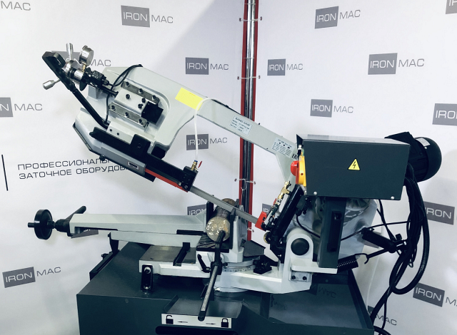 Ручной ленточнопильный станок IRONMAC CUT-250F Euro Type