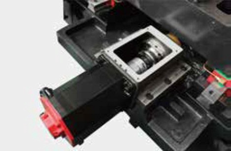 Горизонтально-фрезерный центр TRIUMPH HMT-500