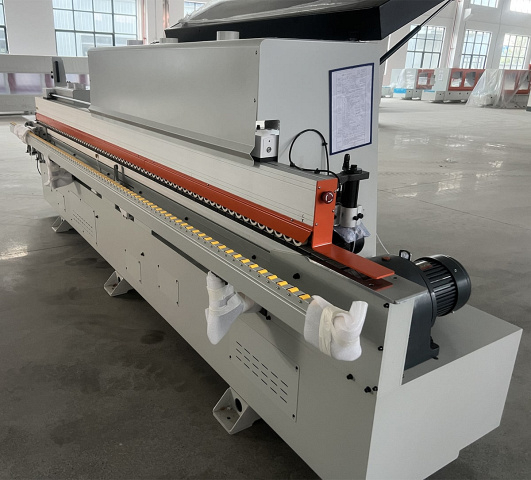 Автоматический кромкооблицовочный станок Filato Optima 515PW