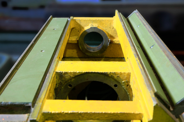 Универсальные круглошлифовальные станки UNIVEQ UGU 20