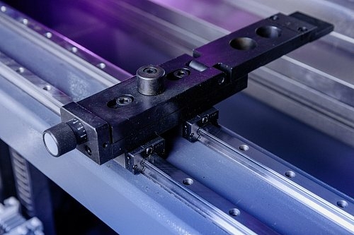 Листогибочный пресс с ЧПУ MetalTec HBС 110/2500 4+1 ЧПУ МТ-15