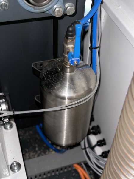 Автоматический торцовочный станок с функцией вырезки дефектов и оптимизации JANGJA AM8424 / EM8441