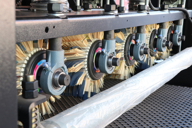 Рельефно-шлифовальные станки EcoWood Lite 1000 V2.0 PRO и 1300 V2.0 PRO