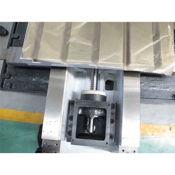 Вертикальный обрабатывающий центр Dmtg VDF1500