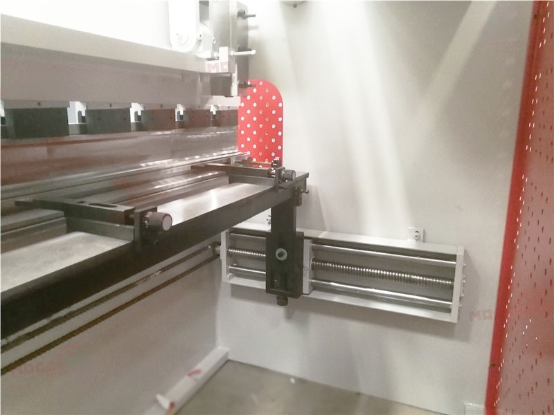 Вертикальный листогибочный пресс WC67Y-80T/2500