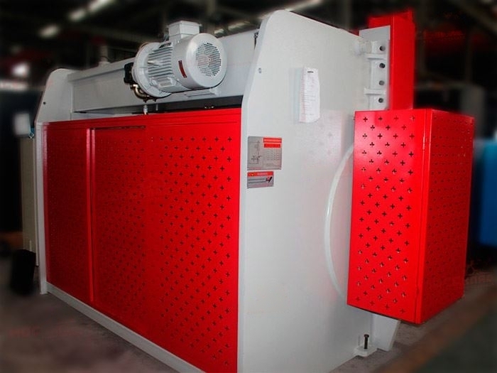 Вертикальный листогибочный пресс WC67Y-80T/3200