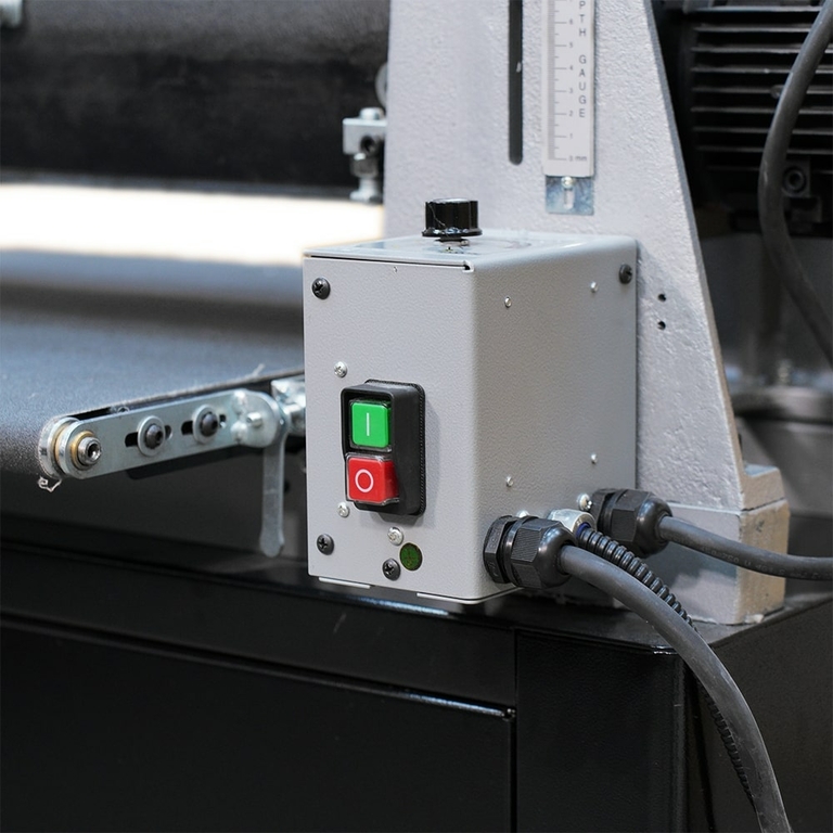 Барабанный шлифовальный станок warrior w0604 b  максимальная ширина обработки 1016  мм мощность двигателя 1,5 квтj