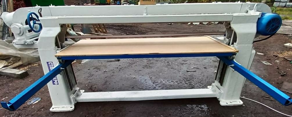 Ленточно шлифовальный станок ШЛПС-6 б/у. Длина стола 2000мм