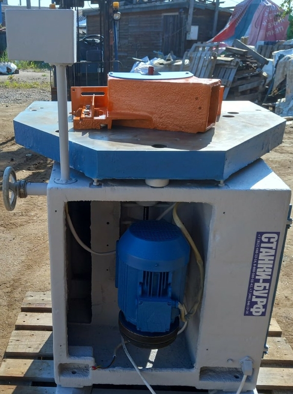 Фрезерный станок ФСШ-1А б/у Киров 4ск. вращения