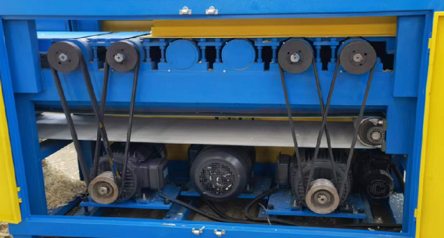 Станок древесно-стружечный с прямыми или шейперными ножами EcoWood LS