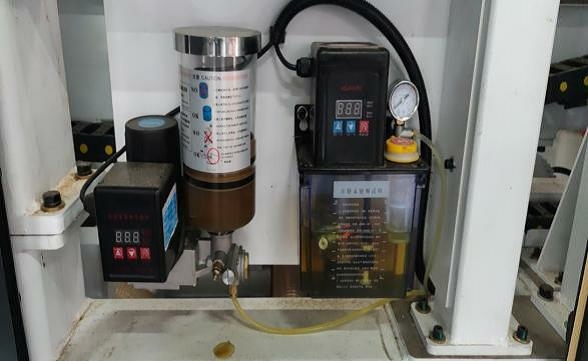 Сверлильно-присадочный станок с ЧПУ BJD LP900TC