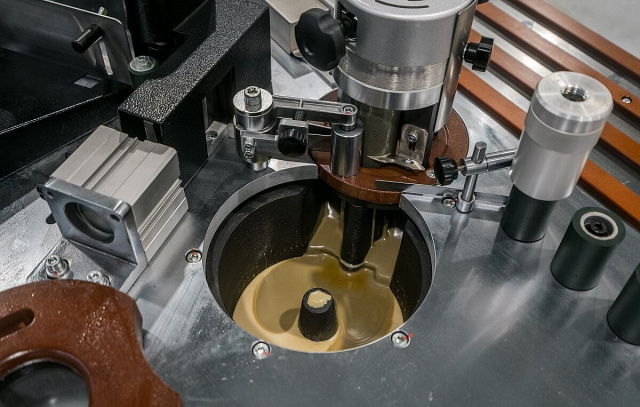 Кромкооблицовочный станок с ручной подачей Nanxing MF50S