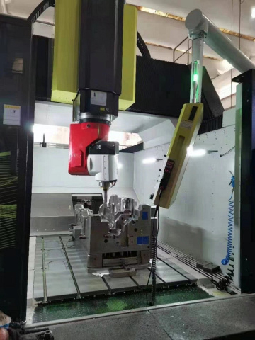 Фрезерный обрабатывающий центр IRONMAC IMU-5XP 2518